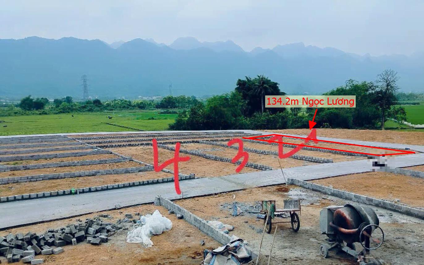 Hình ảnh Bán Lô Đất 134.2m Tại Ngọc Lương Yên Thủy Bám Đường Bê Tông Ô Tô Vào Tận Đất Dân Cư Đông Đúc Thân Thiện Giá Đầu Tư