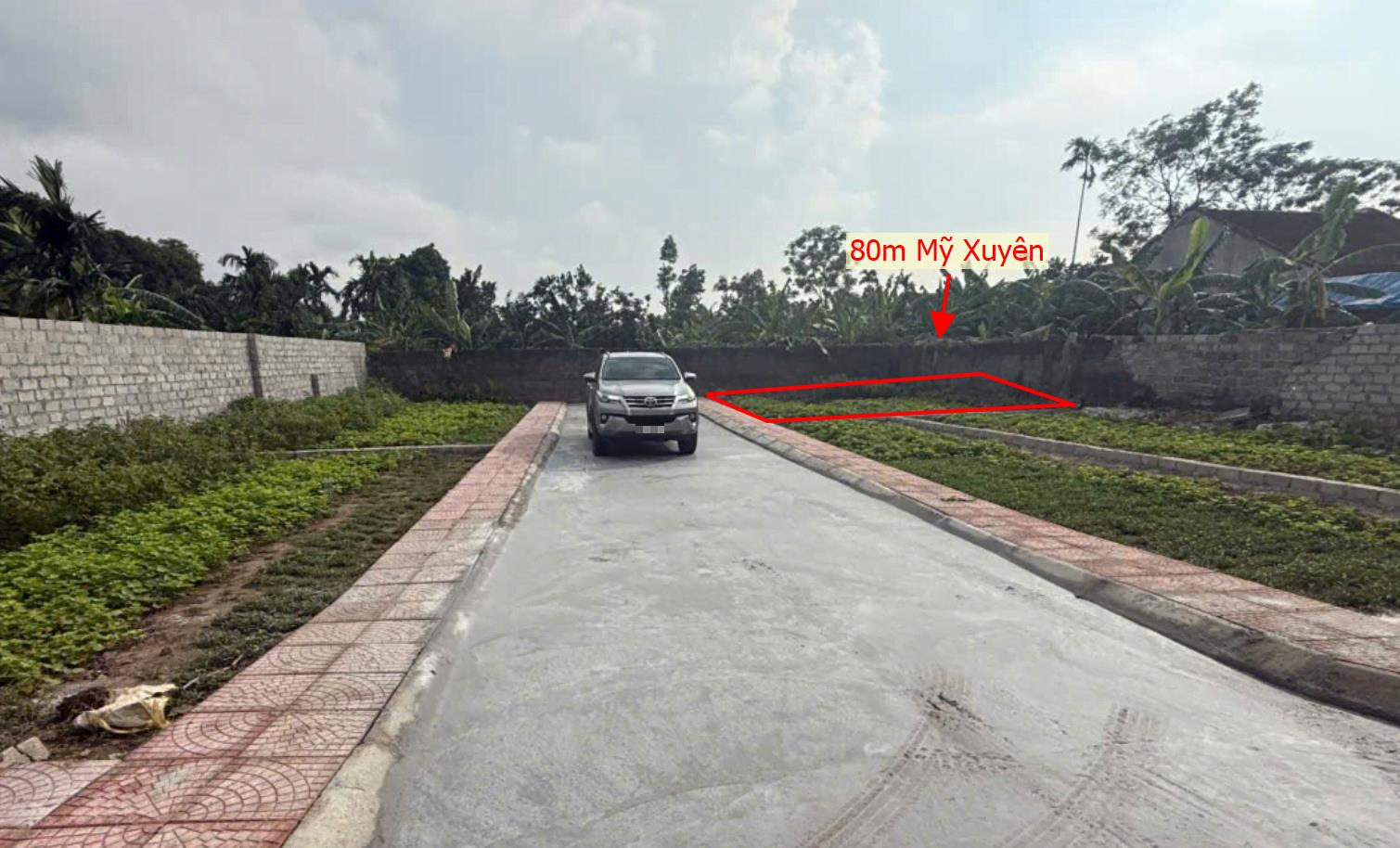 Hình ảnh Bán Lô Đất 80m Tại Bột Xuyên Mỹ Đức Bám Đường Bê Tông Ô Tô Vào Tận Đất Dan Cư Đông Đúc Gần Chợ Trường Học Ủy Ban Giá Đầu Tu